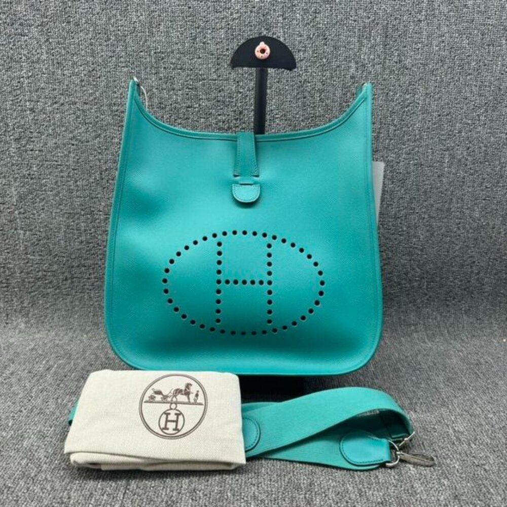 100% Authentic HERMES Evelyne GM Shoulder Bag - Picture 1 of 16